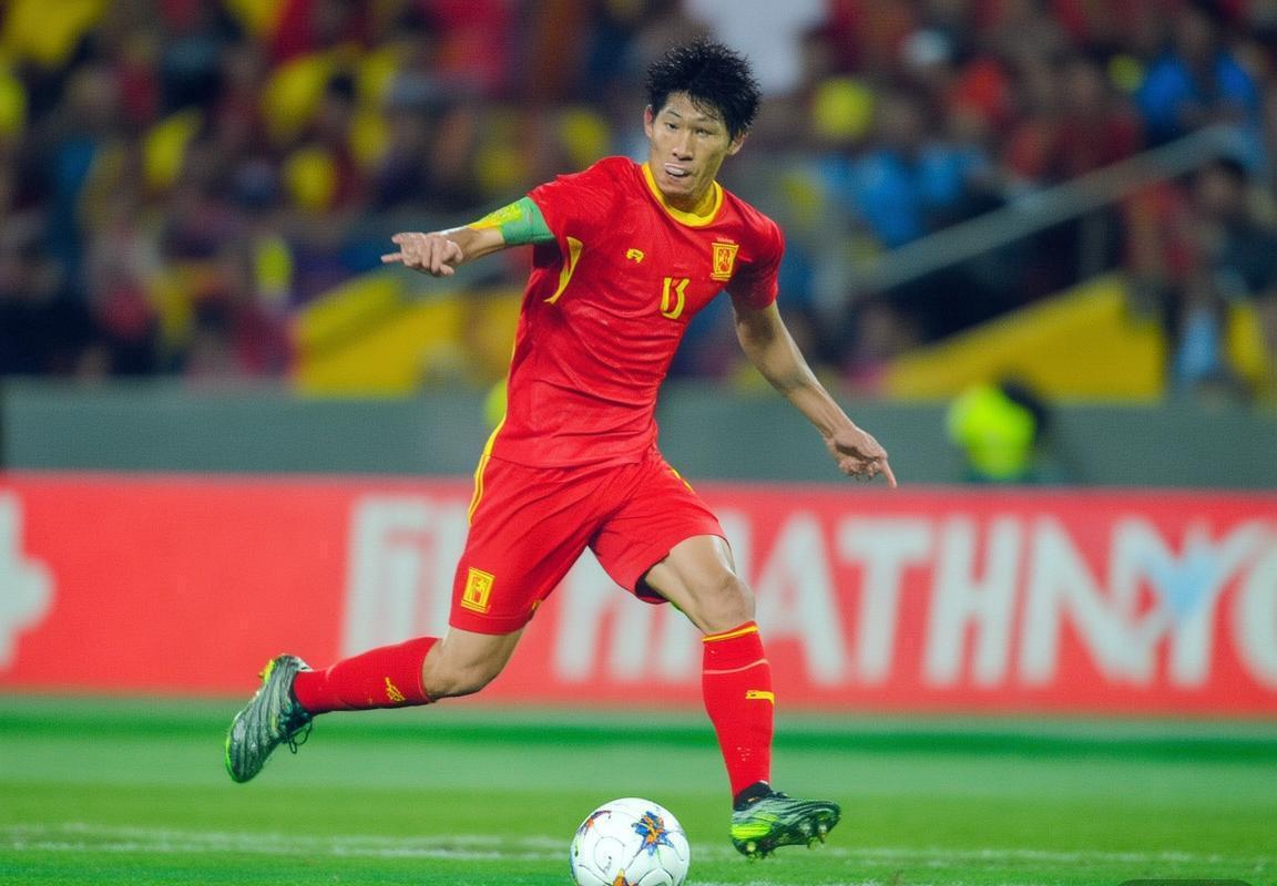 2018中泰男足大战：战术解析与未来展望(图3)